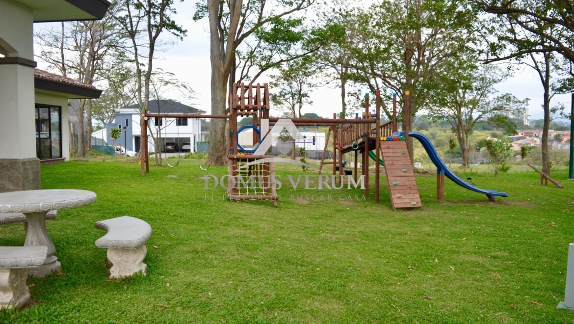 casas Francosta