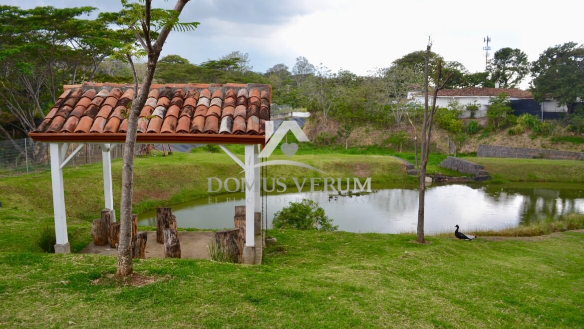 casas Francosta