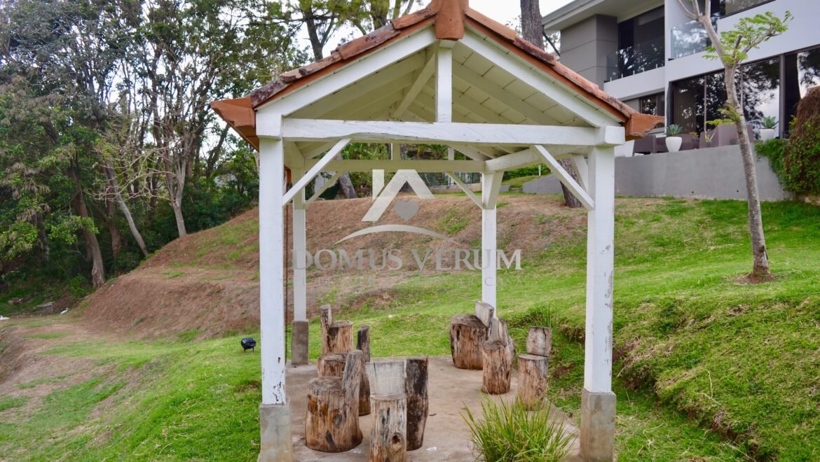 casas Francosta Heredia
