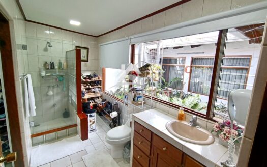 Venta de Hermosa casa de un piso en San Luis de Santo Domingo de Heredia