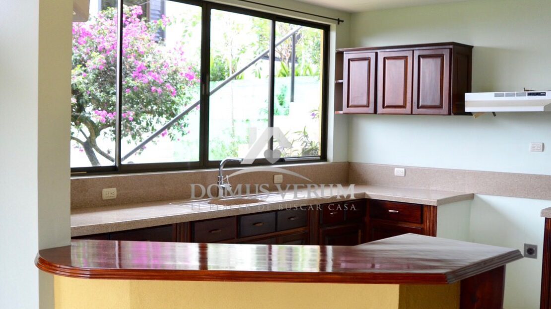 Alquiler Apartamento Barva Heredia