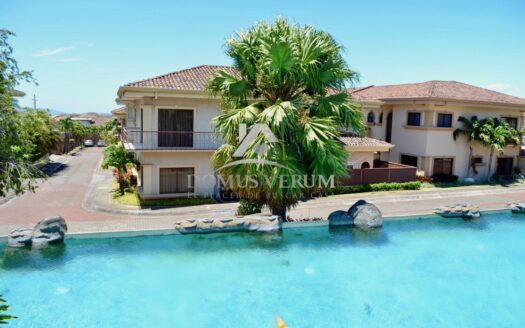 Venta casa Amueblada en Belén de Heredia Condominio La Jolla