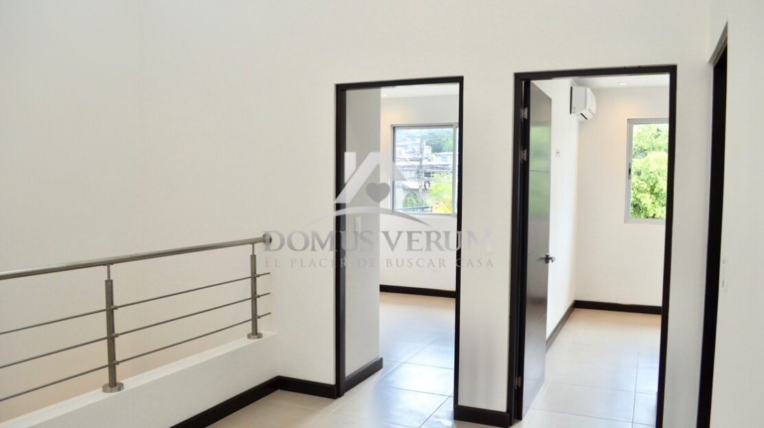 Venta de Condominio en San Antonio de Desamparados