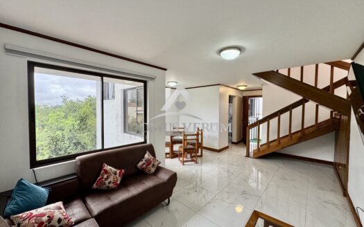 Alquiler de Apartamento de 2 Habitaciones en Rohrmoser