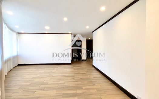 Venta de apartamento de 2 habitaciones en Rohrmoser