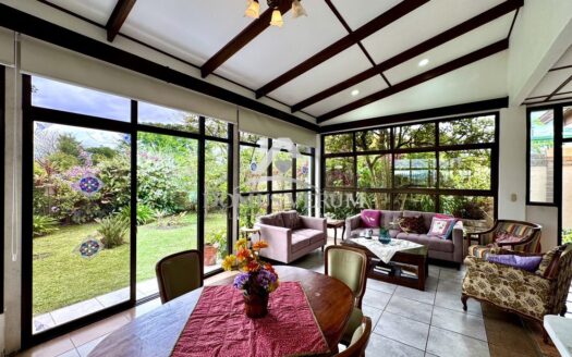 Casa en venta en San Pablo de Heredia de un piso.