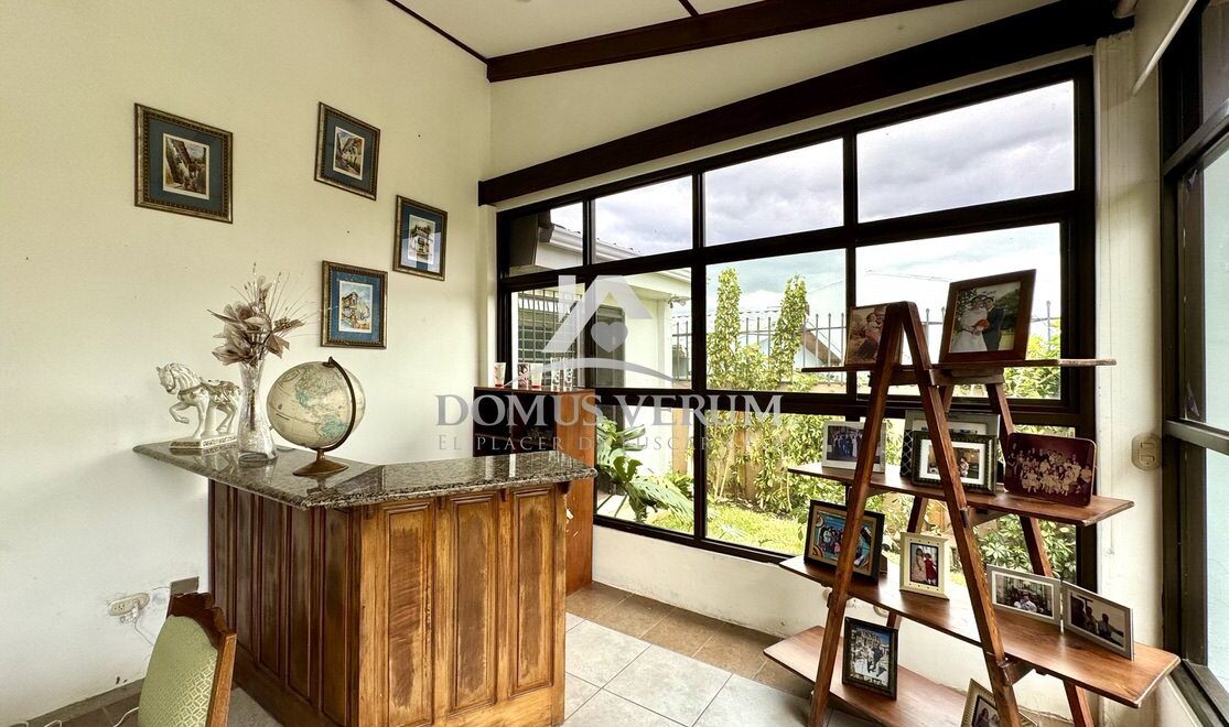 Casas en venta de una planta en Santo Domingo de Heredia