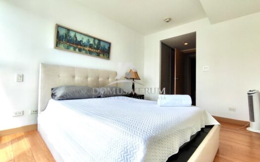 Apartamento Amueblado en Alquiler en Torres de Heredia