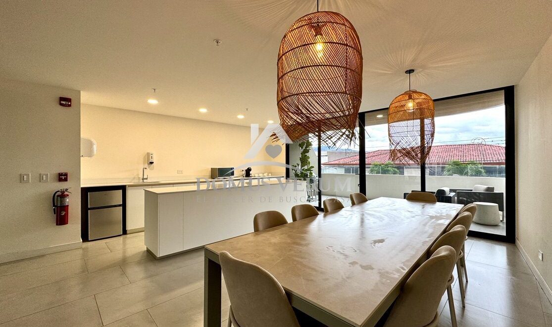 Apartamento nuevo con diseño contemporáneo y balcón en venta