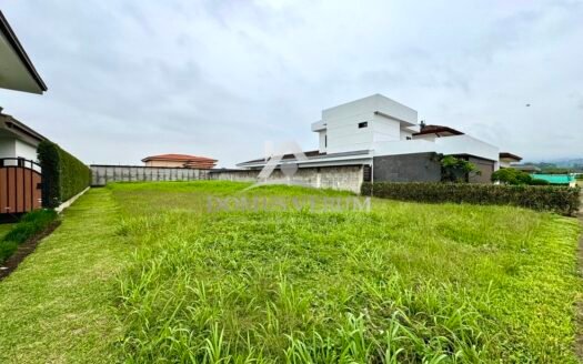 Venta de Lote en Santo Domingo de Heredia Residencial Durango
