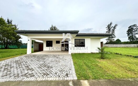 Casa en Alquiler Santo Domingo de Heredia, Residencial Durango