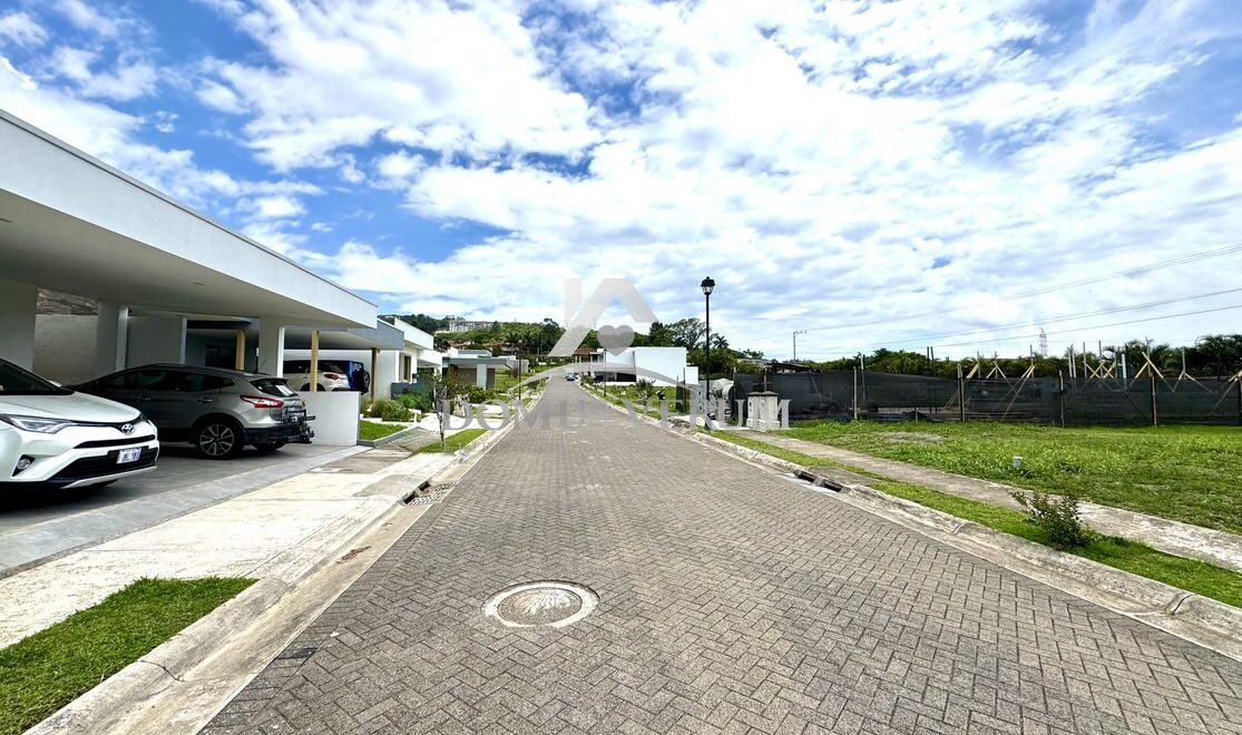 Venta de terrenos en Guachipelin Escazu
