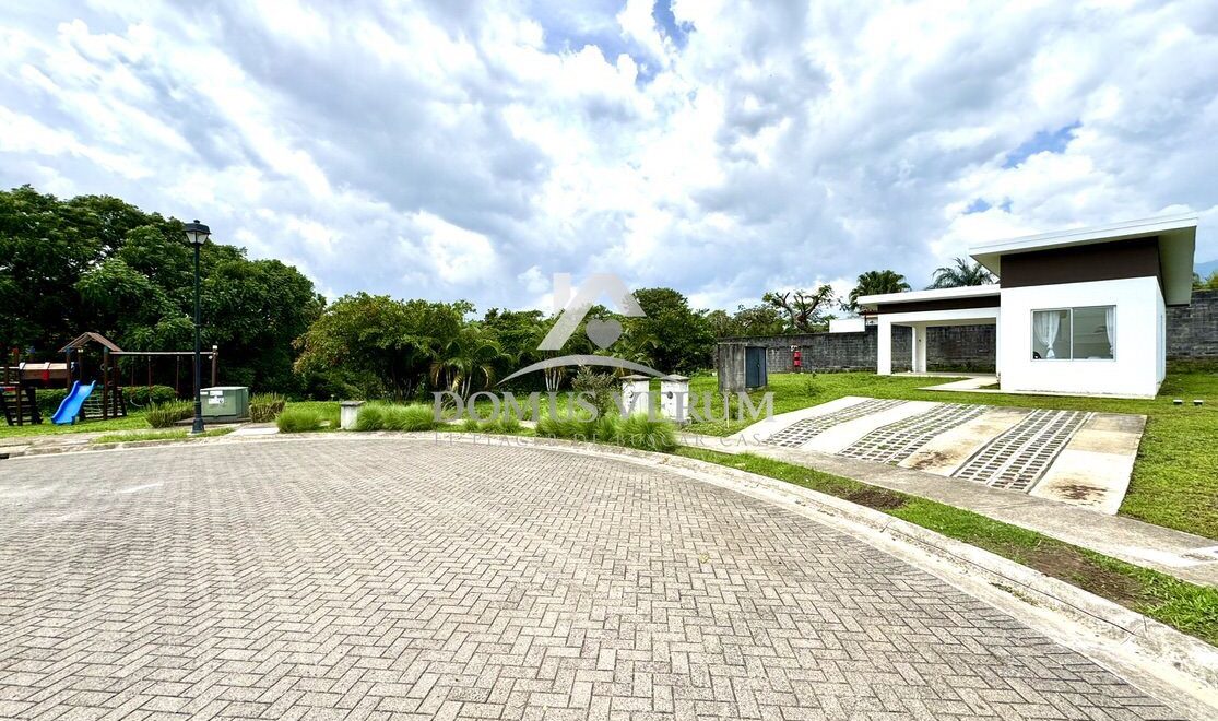 guachipelin lotes condominio