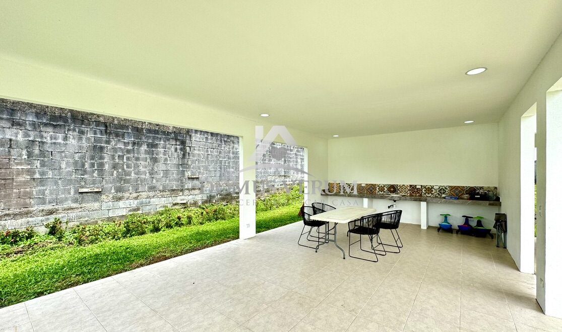 guachipelin lote condominio