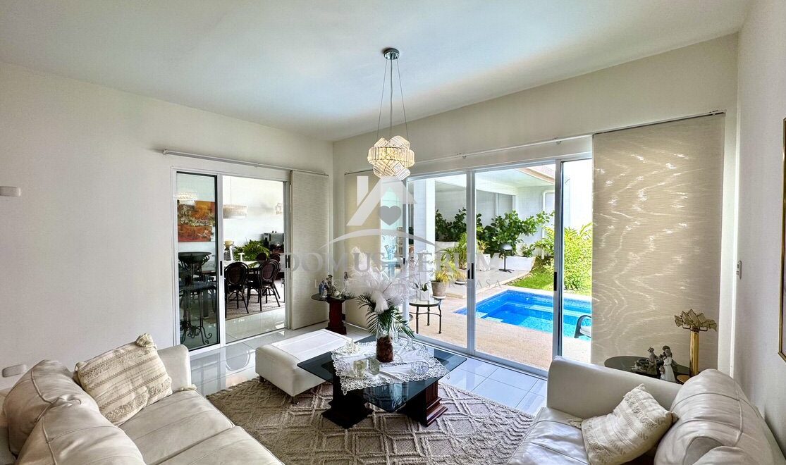 casa de un nivel venta guachipelin