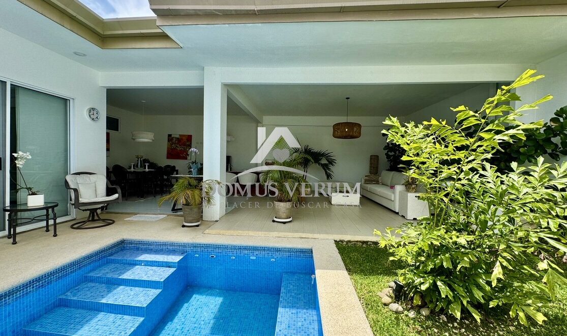 Casa en Venta cerca de Blue Valley