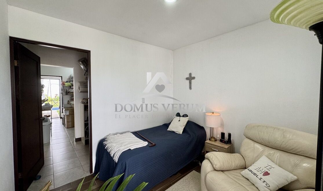 Casa Contemporanea en venta Guachipelin Escasu