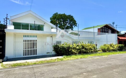 Venta de casa Escazu en Bello Horizonte