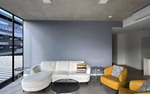 Alquiler de Apartamento de Lujo en Escazú Village Totalmente Amueblado