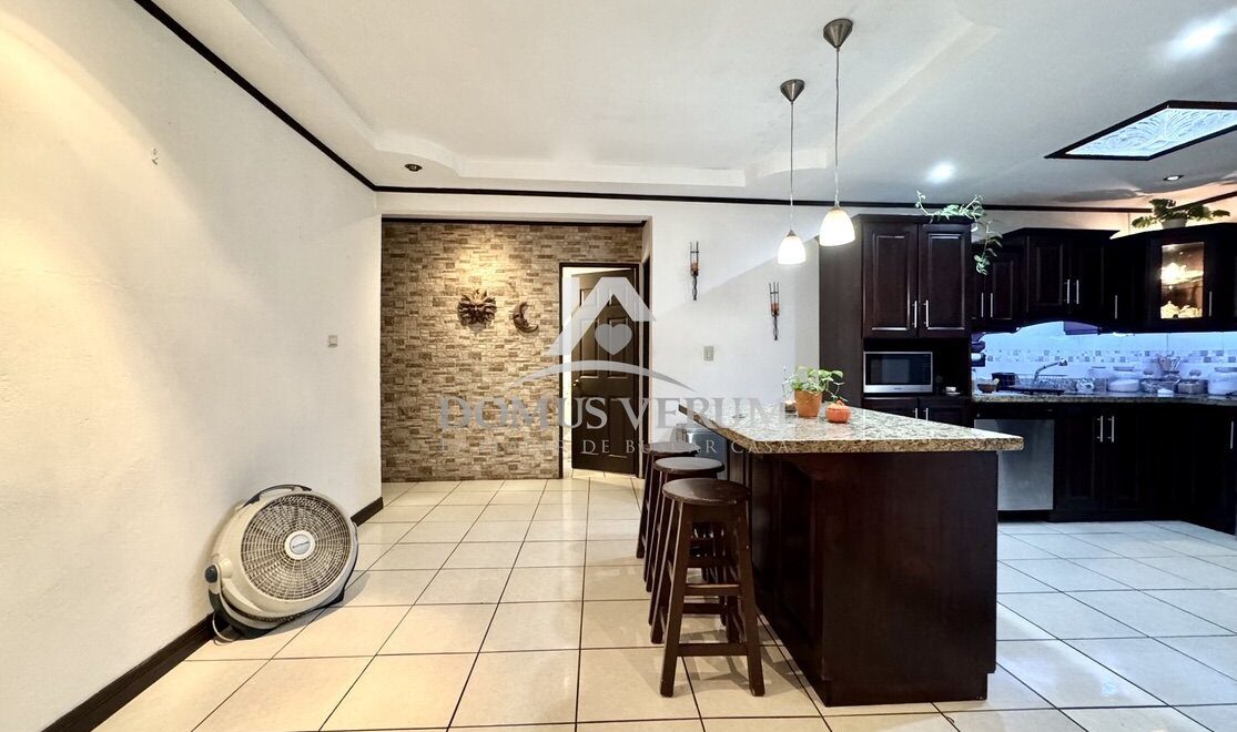 Casas Baratas en venta san Isidro Heredia