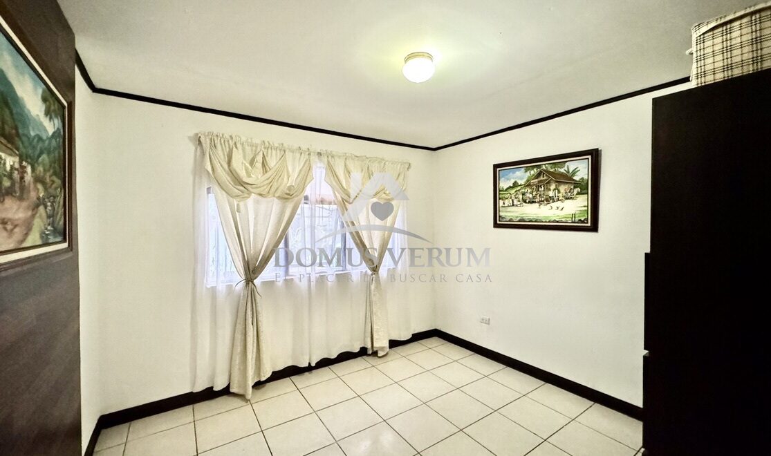 Casas Baratas en venta san Isidro Heredia