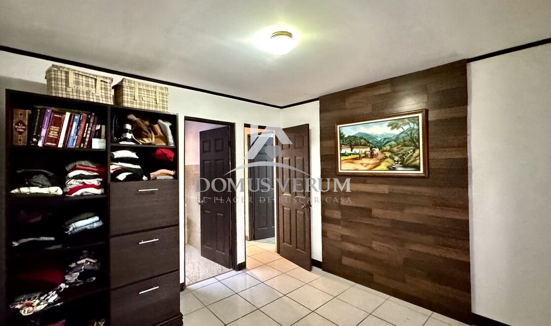 Casas Baratas en venta san Isidro Heredia