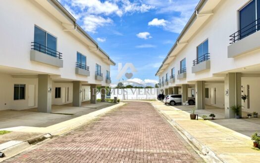 Venta de Casa Nueva en Santa Bárbara de Heredia Condominio Avenue