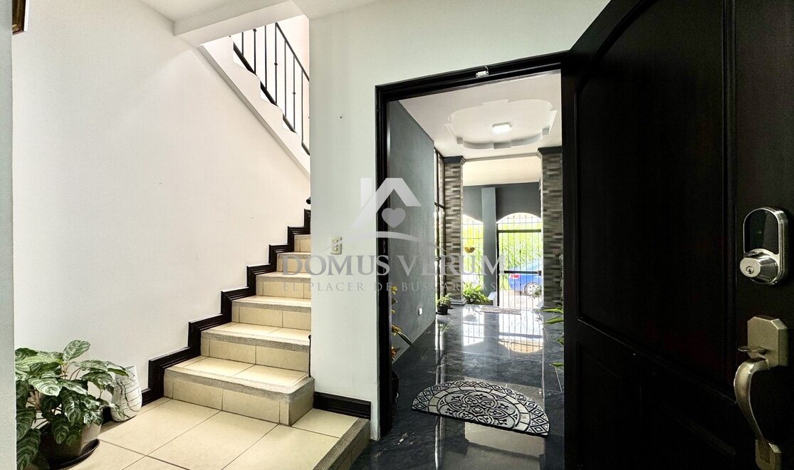 Casas en venta San Pablo de Heredia Residencial Los Crotos