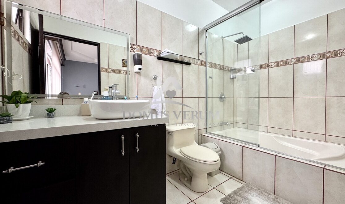 Casas en venta San Pablo de Heredia Residencial La Amada