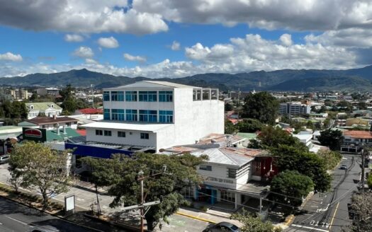 Apartamento en Venta en Torres Los Yoses Ubicación Premium Frente a Automercado