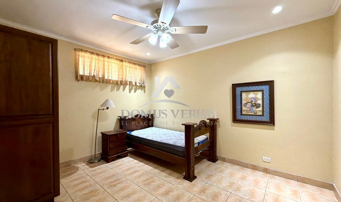 Condominio En Ciudad Colon Alquiler