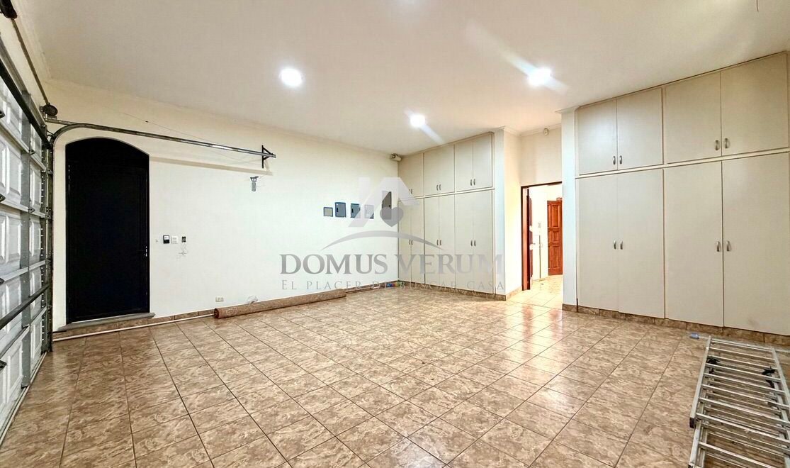 Cerro Colon Real Estate and Properties For Sale