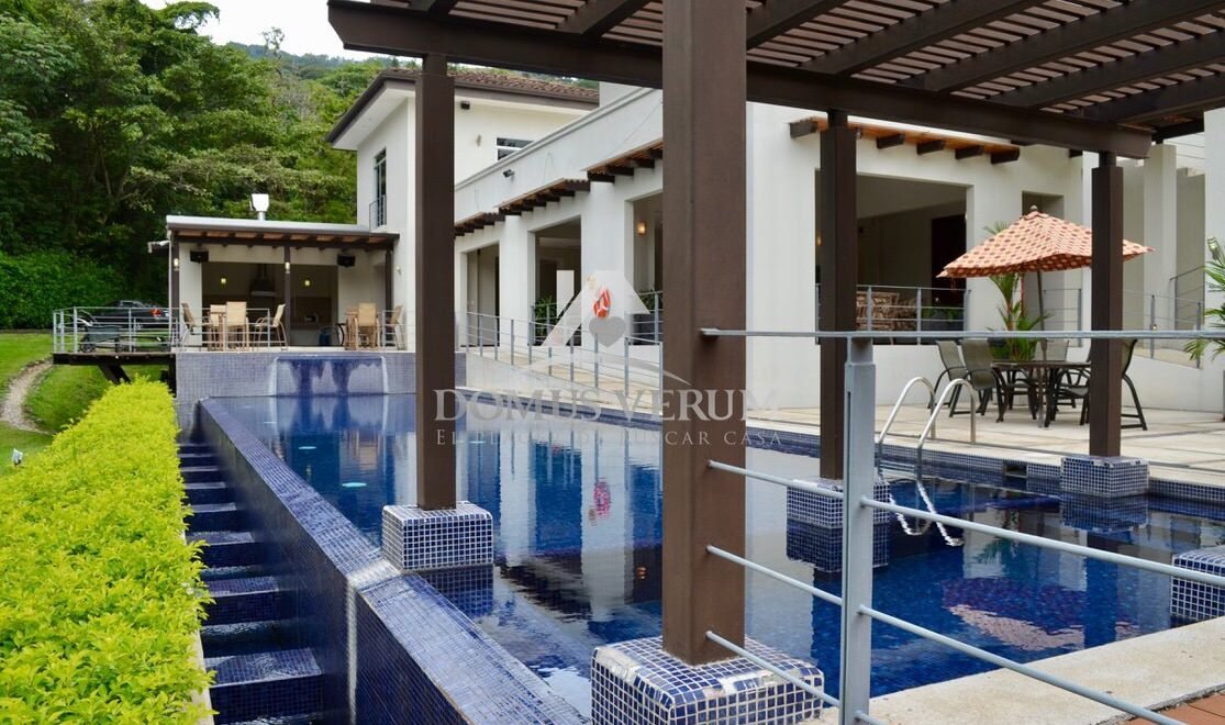 Cerro Colon Real Estate and Properties For Rent