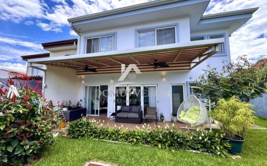 Venta de Casa en San Joaquín de Flores