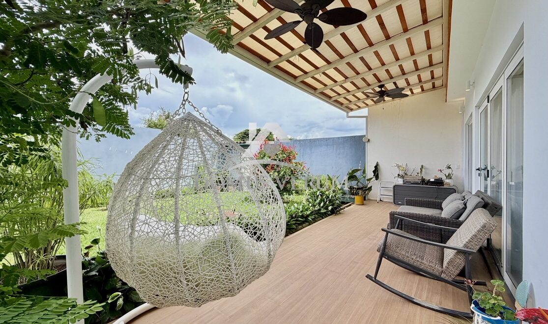 Terraza Condominio Hacienda Las Flores San Joaquín de Flores