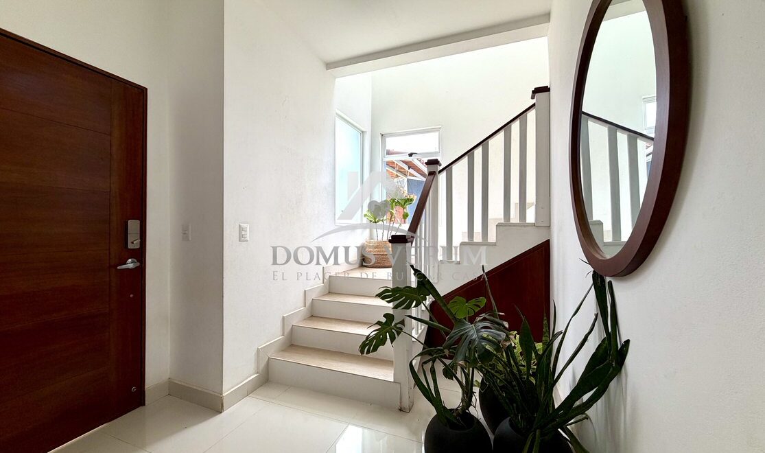 Casas modernas con patio Heredia