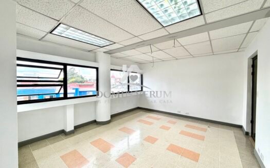 Alquiler de local comercial para oficina en Barrio Escalante