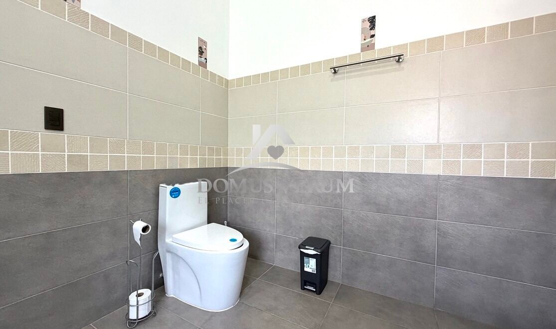 Baño Habitación principal casa contemporánea en venta, Condominio Francosta, Heredia