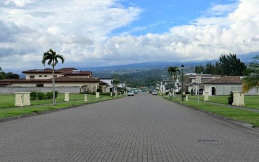 Venta de Lote en Santo Domingo de Heredia Residencial Durango
