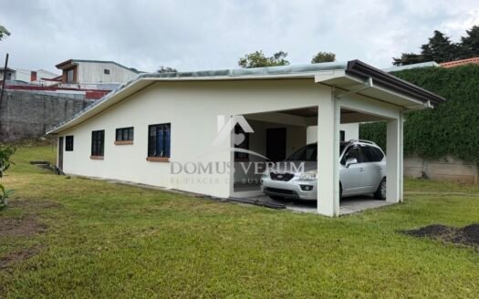 Casa en alquiler en San Isidro de Heredia